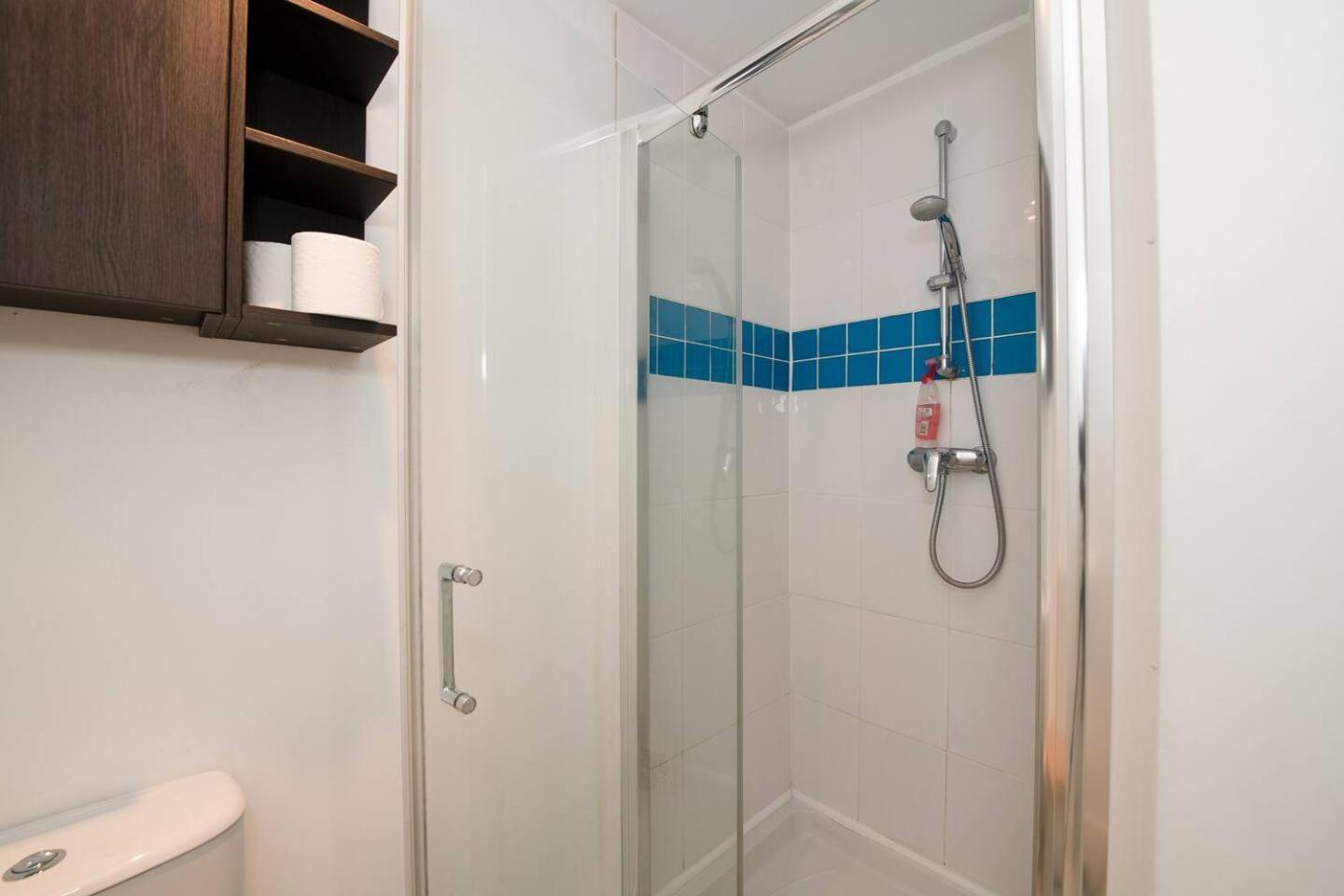 Family Friendly Flat Just Minutes From The Beach! Portsmouth Exterior photo